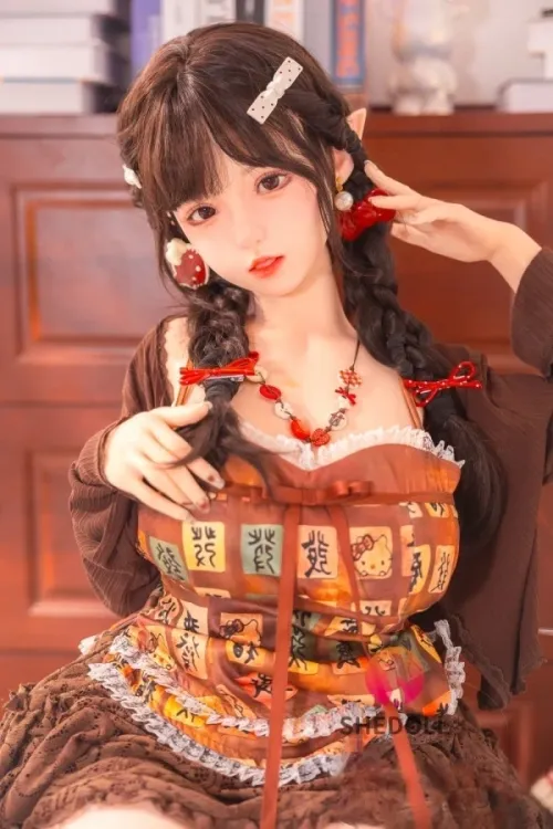 SHE DOLL 艾琳 2.0 口開閉＆口腔模擬付き 145cm エルフの耳 フルシリコン製 等身大ラブドール 巨乳 豊満ボディ Gカップ ノーマル肌