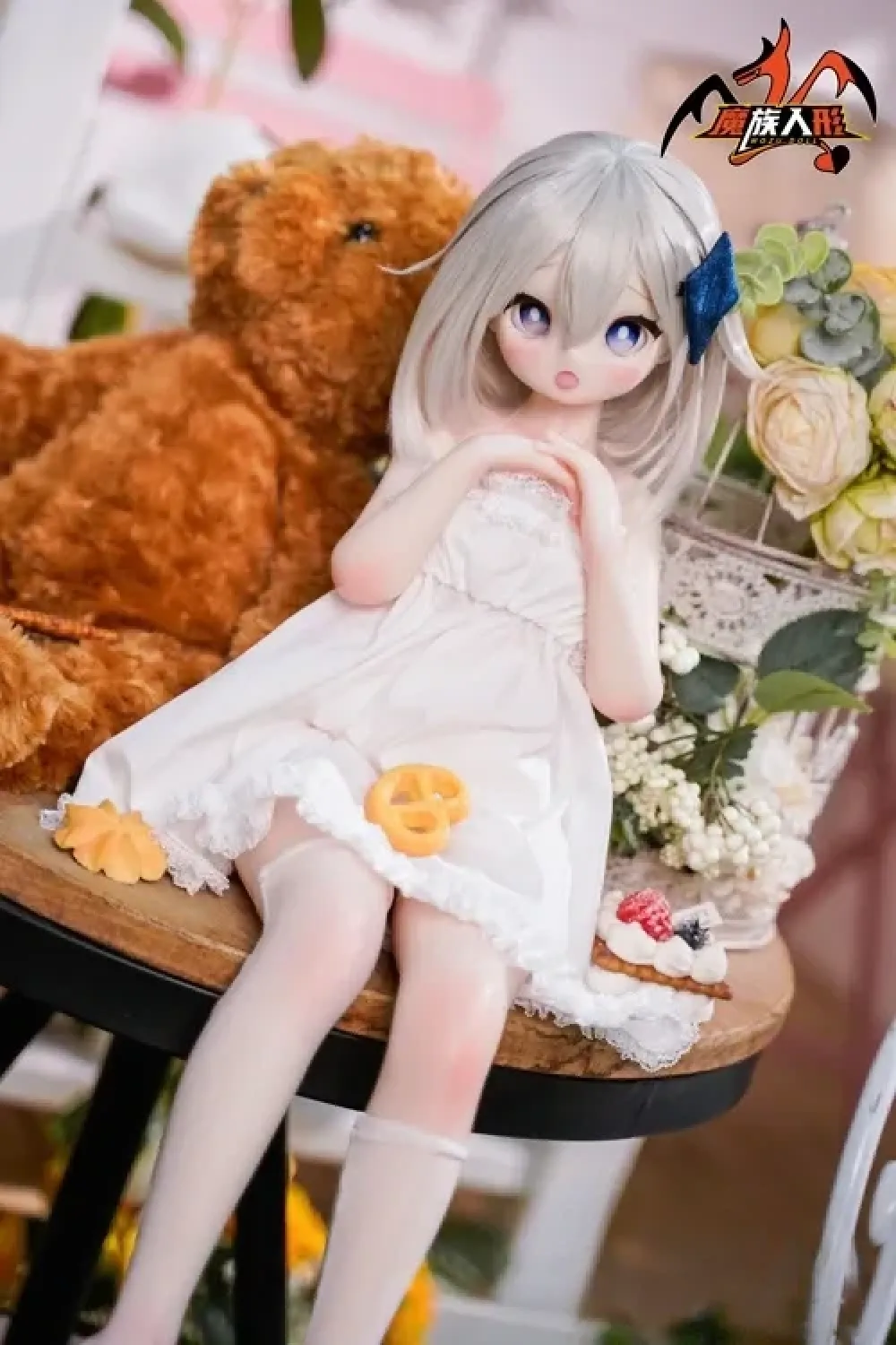 【在庫限り・再入荷なし】MOZU DOLL魔族人形 小小萌 65cm(三分SR級) 可愛い 2次元 ダッチワイフ PVCヘッド+シリコンボディ アニメ系 ミニラブドール ノーマル肌 宣材写真と同じ衣装