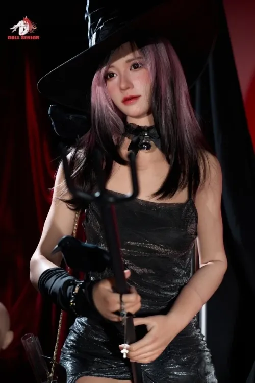 Doll Senior #24 舞雪 「Wuxue」 ハロウィンシリーズ 165cmリアルな肌質感付き フルシリコン製 スレンダーで妖艶な魔女ラブドール Bカップ ノーマル肌