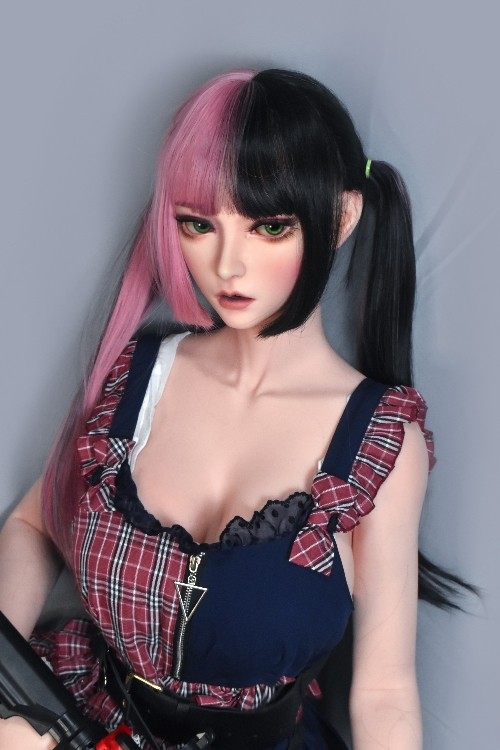 Elsa Babe 姚香綾 165cm高級シリコン製等身大ラブドール